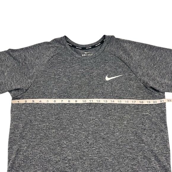 Nike Swim Womens Gray Dri Fit UPF40 Hydroguard Short Sleeve T-Shirt Sz M - Picture 7 of 9